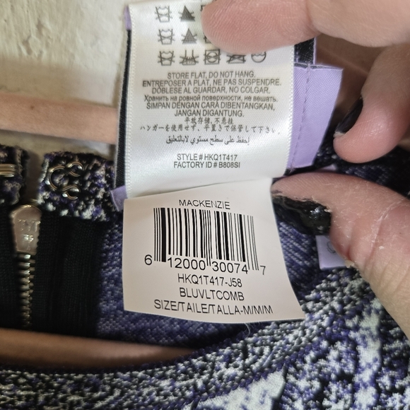 Herve Leger Mackenzie Intarsia Knit Jacquard Cropped Long Sleeve Top - Picture 10 of 16